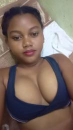 Bruchadele webcam model stream image