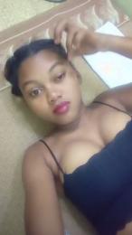 Bruchadele webcam model stream image