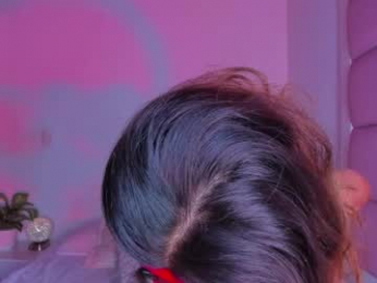 littlee_emma_ webcam model stream image