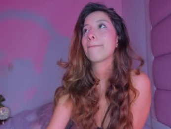 littlee_emma_ webcam model stream image