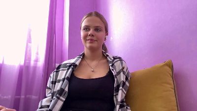 VeldaTigner webcam model stream image