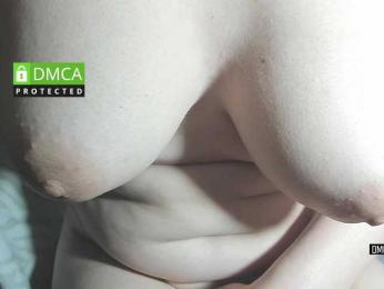 _Luna webcam model stream image