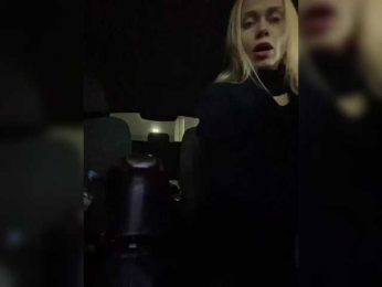 MirandaNow webcam model stream image