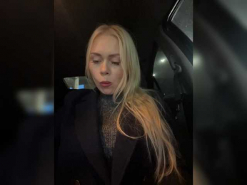 MirandaNow webcam model stream image