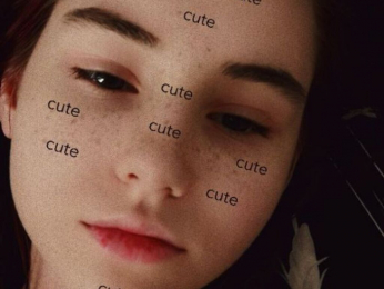 DarelleCoke webcam model stream image