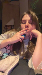 Shandy67 webcam model stream image