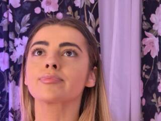 Kim Arrow webcam flirt4free model stream image