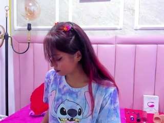 hollyhendriix webcam model stream image