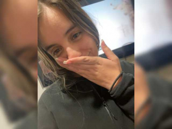 Abrilblond webcam bongacams model stream image