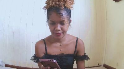 stella268 webcam model stream image