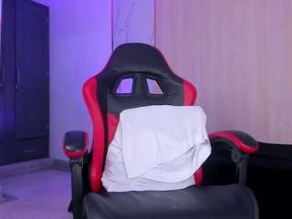 nyveth webcam model stream image