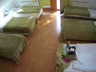 voyeurcam-julmodels-bed-6 webcam camsoda model stream image