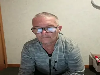 daddy_man webcam stripchat model stream image