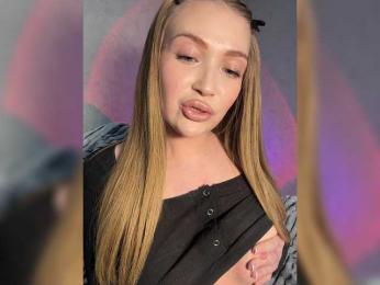 MILEDIUM webcam bongacams model stream image