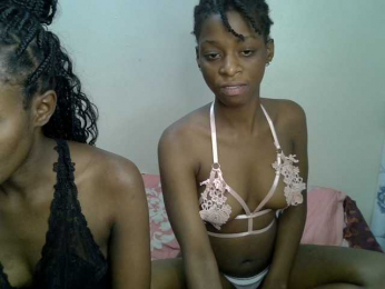NaughtyTwinsXX webcam model stream image