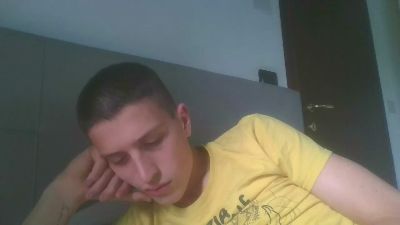 Lolloniccia webcam model stream image