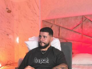 Dick Griffith webcam model stream image