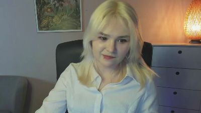 SweetLilyxo webcam model stream image