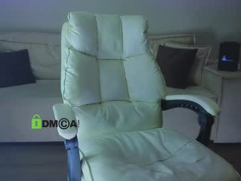 crazzy_cherry webcam chaturbate model stream image