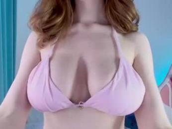 poompoompeach_ webcam model stream image