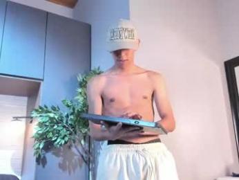 lucca_moreti webcam chaturbate model stream image