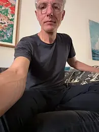 SexyLeon8 webcam model stream image