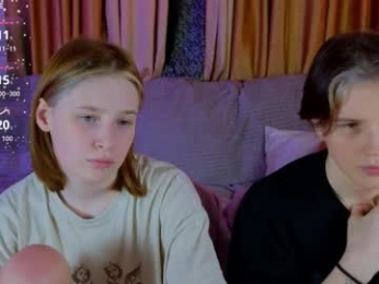 berry_assortment webcam model stream image