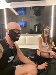 Sky_Eyes webcam model stream image