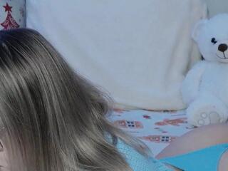 Lindsey Lu webcam model stream image