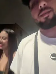 lindaandtony webcam stripchat model stream image