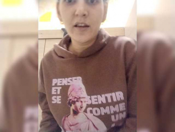 karolinahotbaby webcam bongacams model stream image