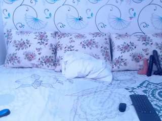 sandrax webcam model stream image