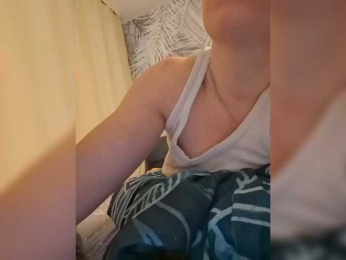 SeregaLia webcam model stream image