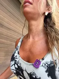cari_guerrera webcam model stream image
