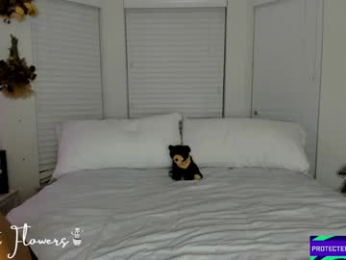 violetttflowers webcam model stream image