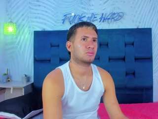 cute-menssex webcam model stream image