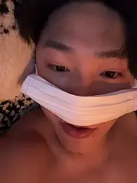 -kou-- webcam stripchat model stream image