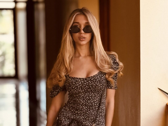 EmiliaLove webcam model stream image