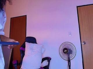 Milla Moonn webcam model stream image