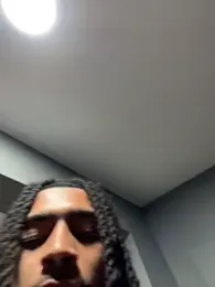 Mellyj053 webcam stripchat model stream image