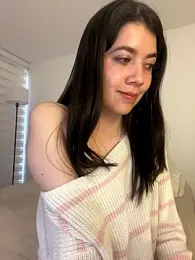 saori_10 webcam model stream image