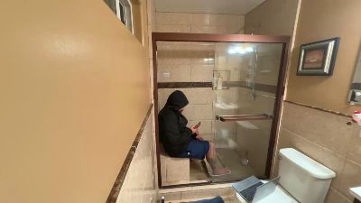 _h2o_man webcam model stream image