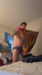 HardwrkingK0 webcam model stream image