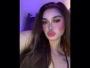 AliciaMolly webcam model stream image