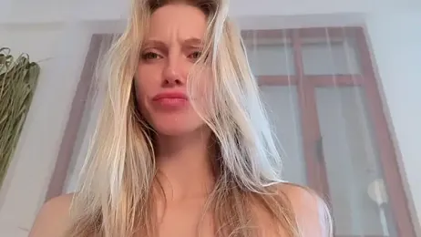 Polynessia webcam model stream image