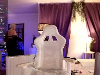 divine_kim webcam model stream image