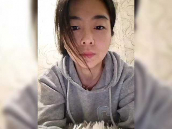 Annifer webcam model stream image