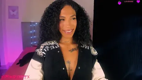 _Larabbitxx webcam model stream image