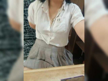 Dream-ari webcam model stream image