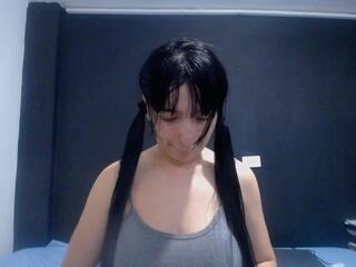 Leea Rose webcam model stream image